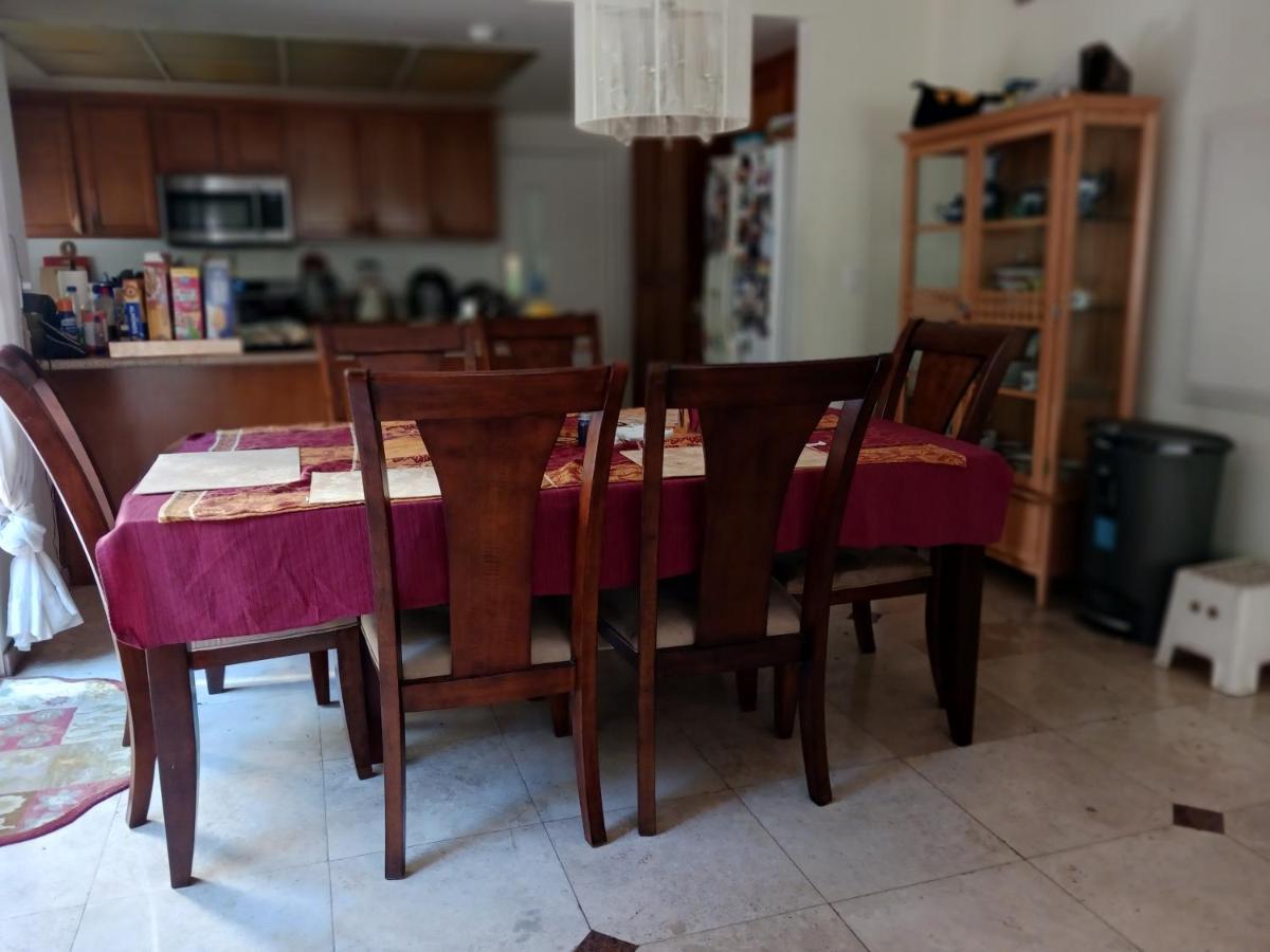 Bed And Breakfast In Hollywood Hills Los Angeles Extérieur photo