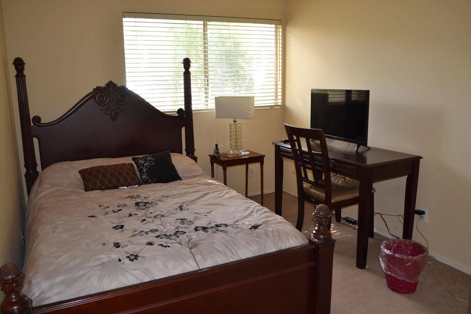 Bed And Breakfast In Hollywood Hills Los Angeles Extérieur photo