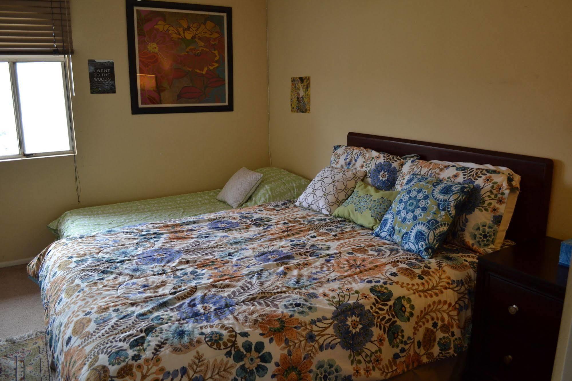Bed And Breakfast In Hollywood Hills Los Angeles Extérieur photo